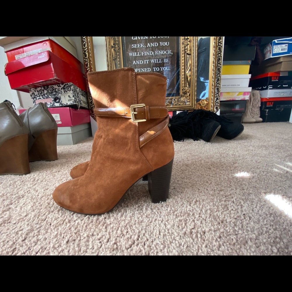 H&M women’s brown booties . USED